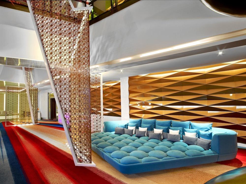 Hotel V Dubai, Curio Collection By Hilton 5*