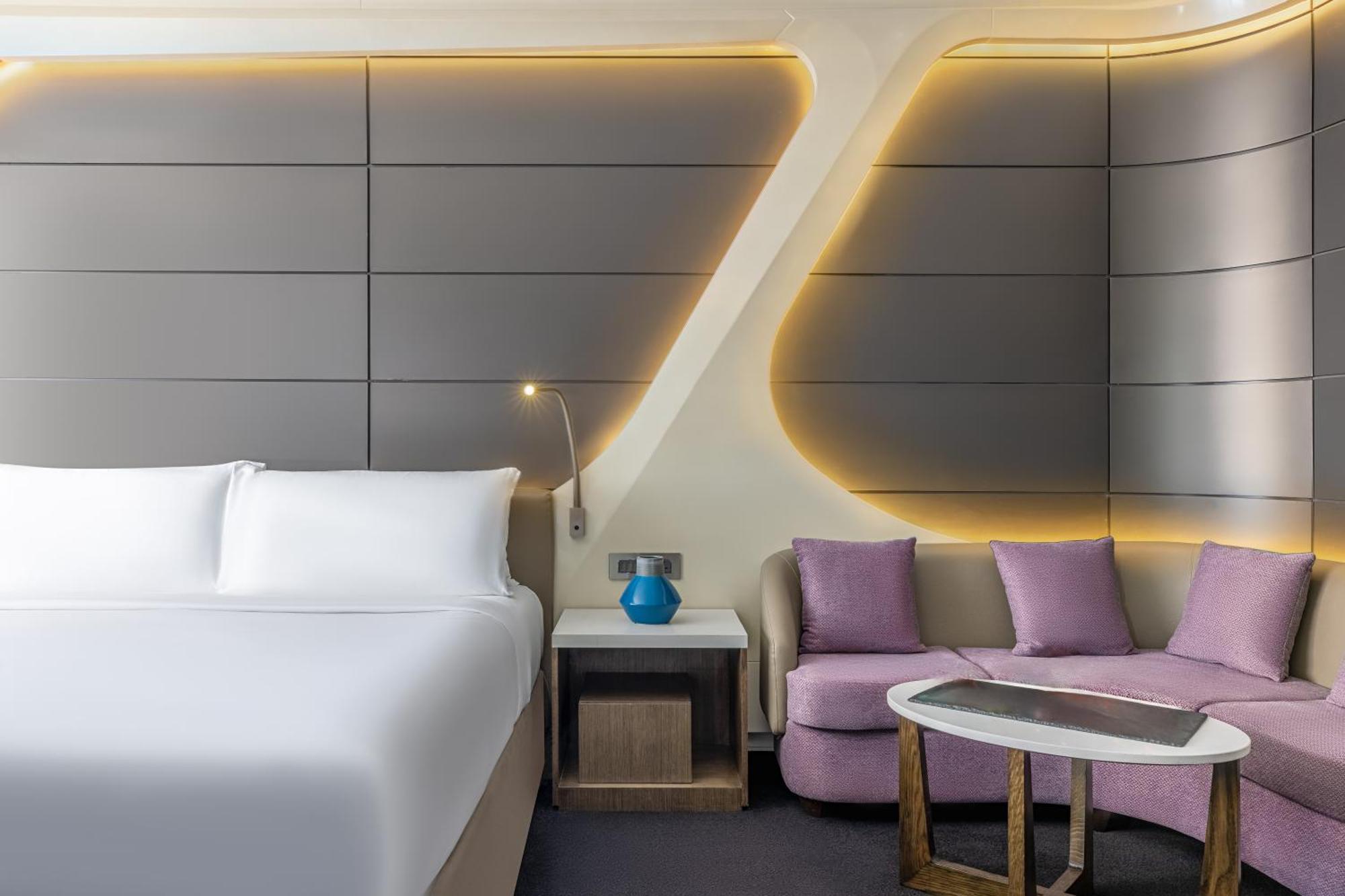 Hotel V Dubai, Curio Collection By Hilton Dubai