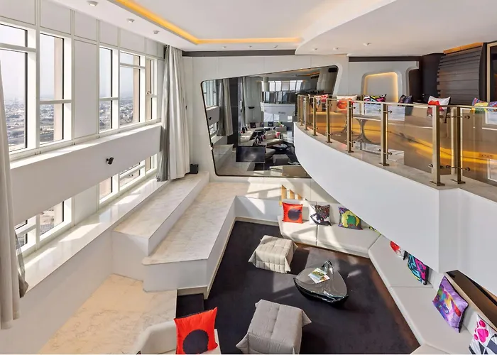 V Hotel Dubai, Curio Collection By Hilton